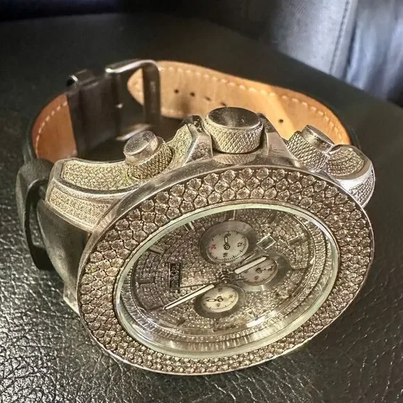 Don&Co Bold & Brilliant - Men’s Oversized Diamond Watch with Leather Strap